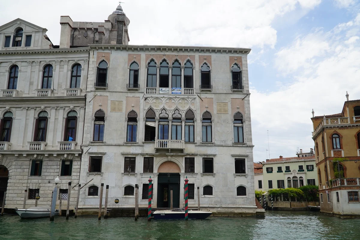 Palazzo Rocca Contarini Corfù in Venice - Ask AI | mindtrip