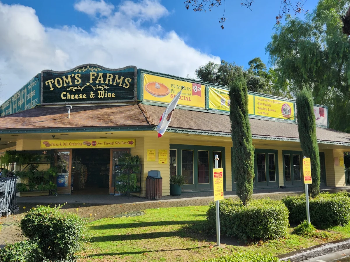Tom's Farms in Temescal Valley, California | Ask Anything