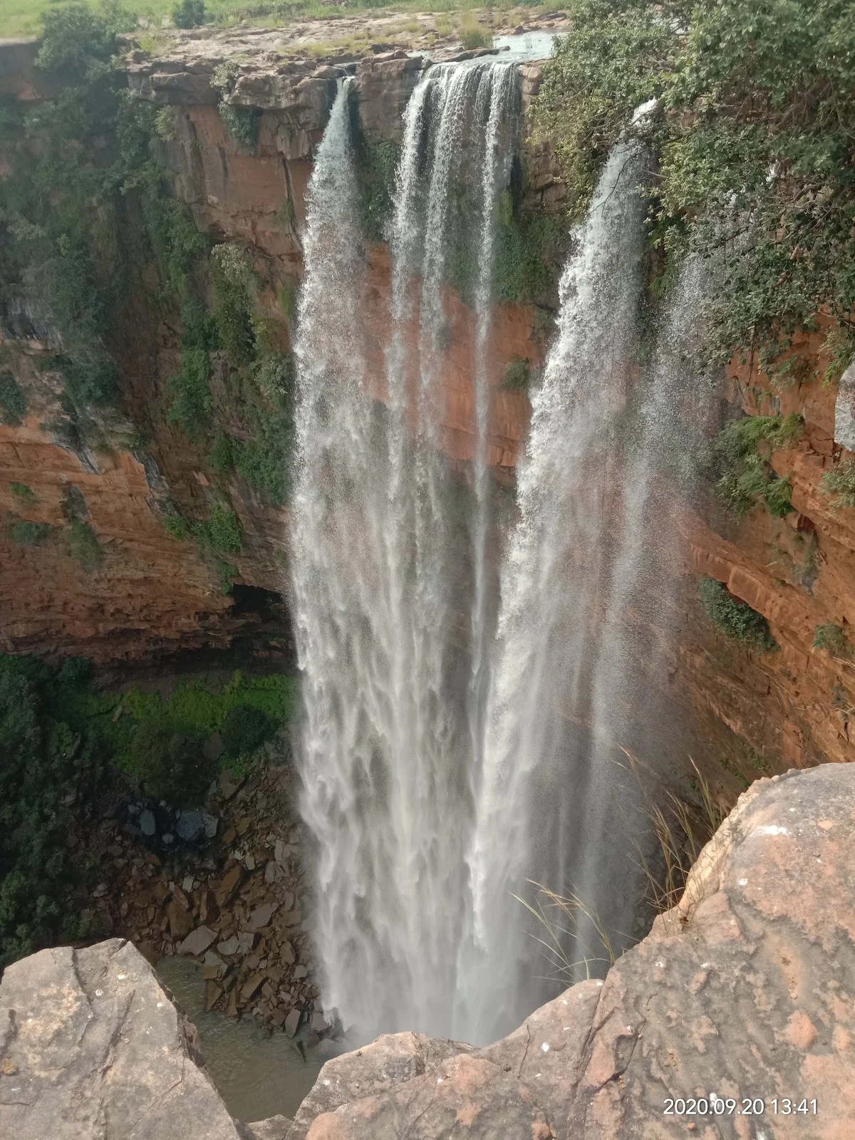 PARBATI WATERFALL in Madhya Pradesh - Ask AI | mindtrip