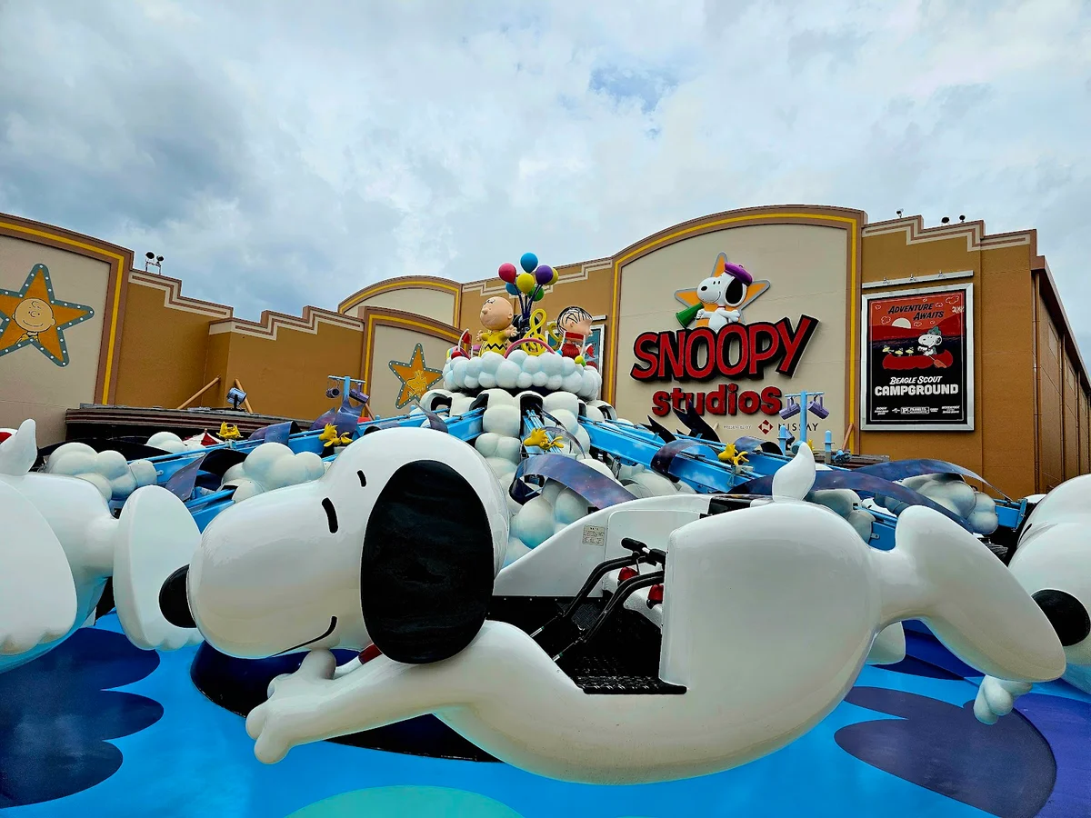 The Flying Snoopy in Osaka | Ask Anything