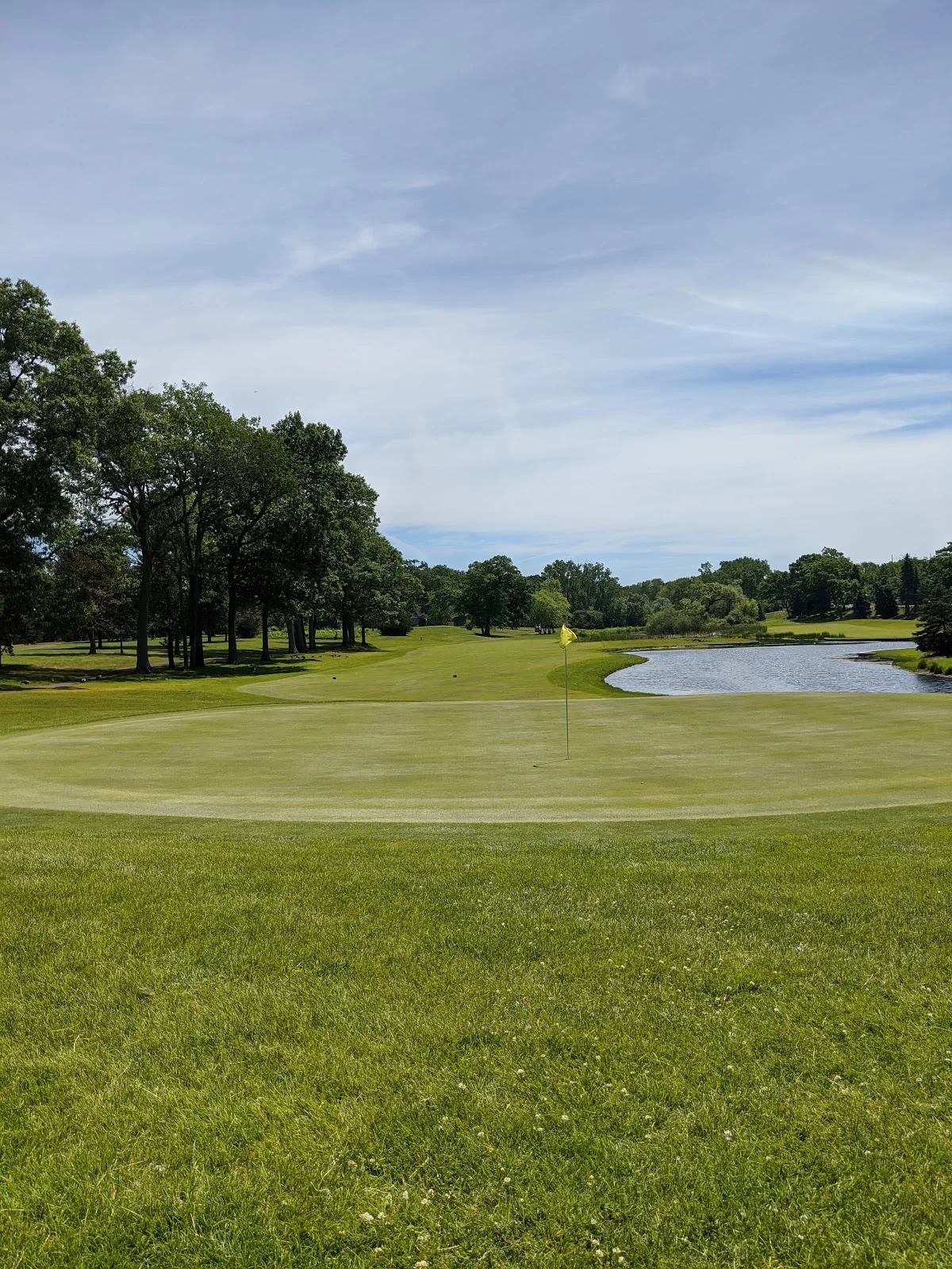 Bay Pointe Golf Club in Union Lake, Michigan | Ask Anything