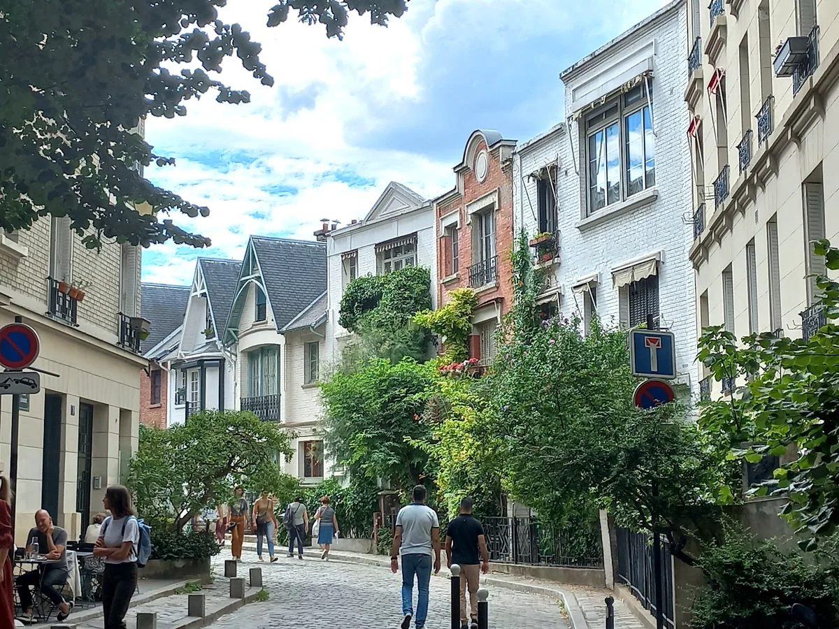 Avenue Junot in Paris, Île-de-France - Ask AI | mindtrip