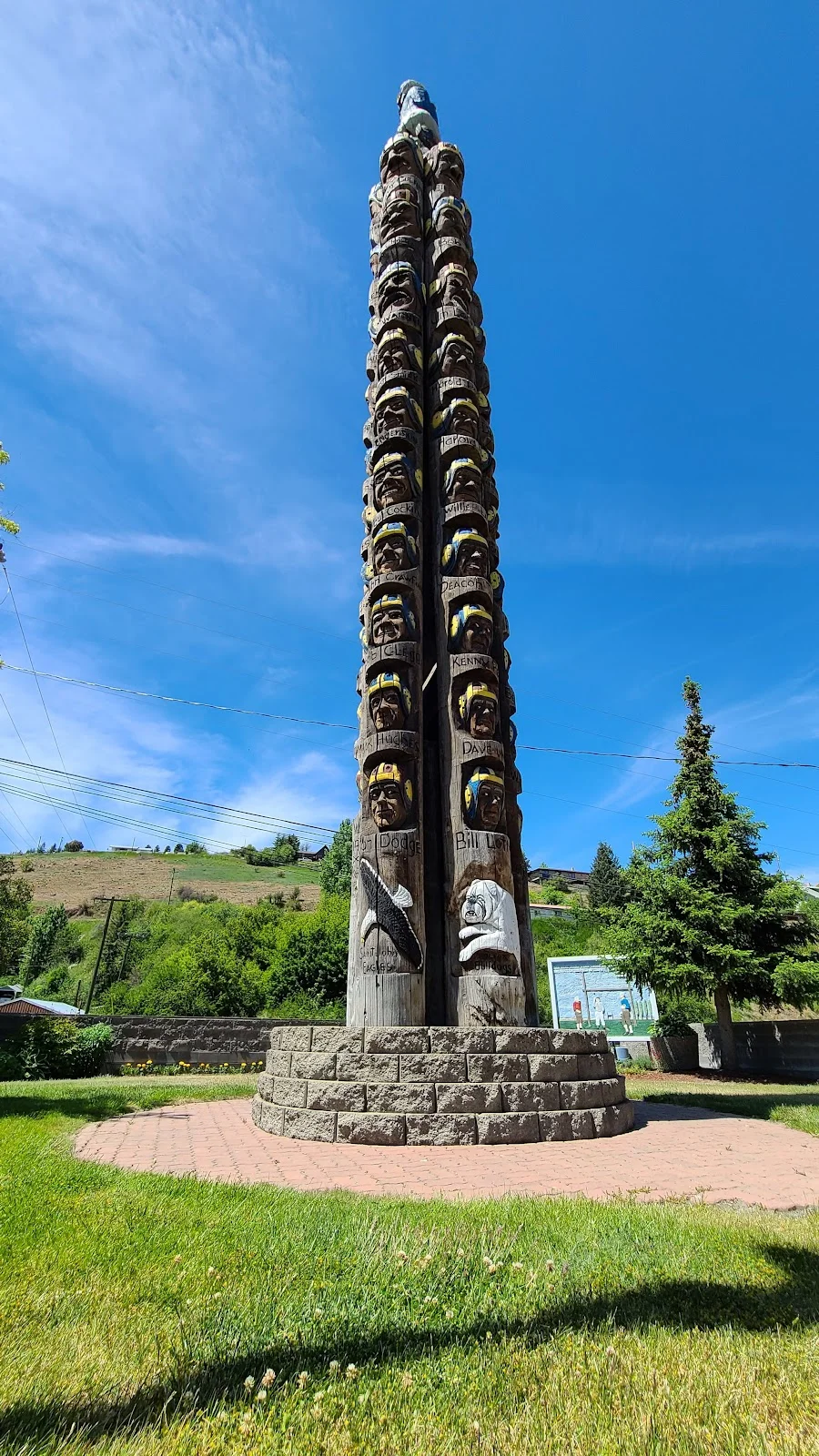 The Codger Pole in Colfax | What to Know Before You Go