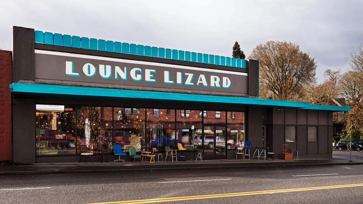 Lounge Lizard in Portland | What to Know Before You Go