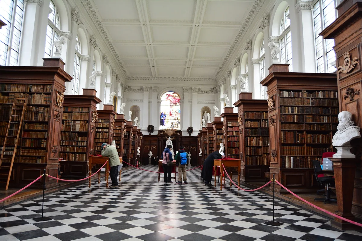 Wren Library in Cambridge | What to Know Before You Go