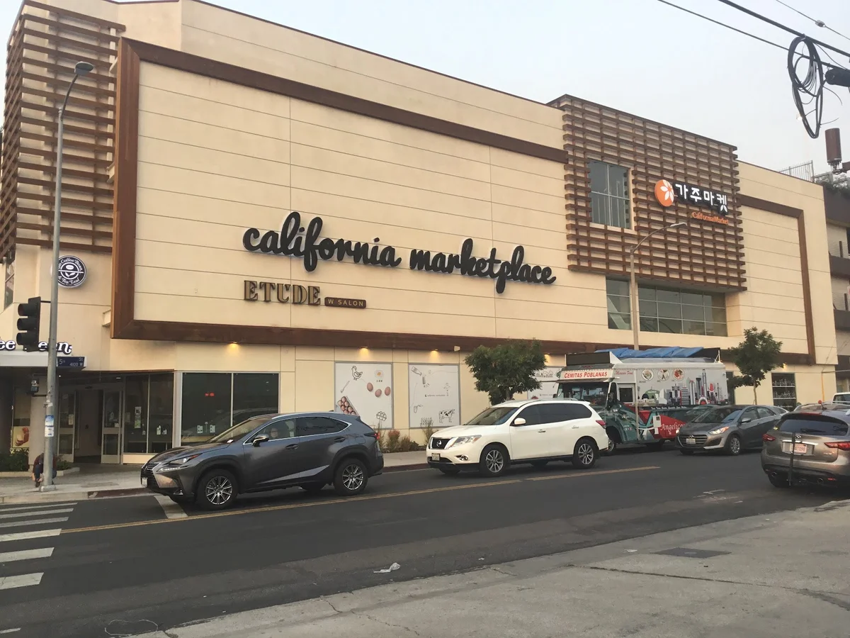 California Market in Los Angeles - Ask AI | mindtrip