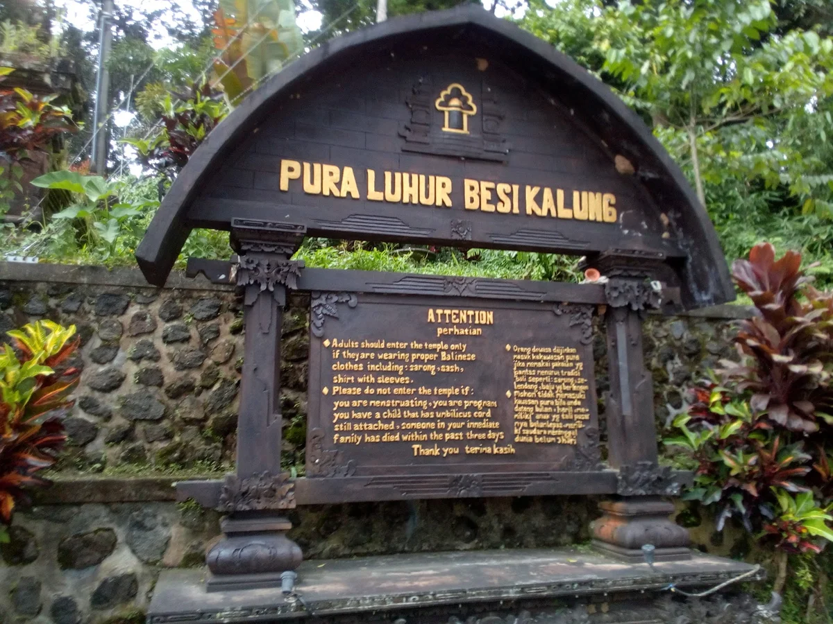 Luhur Besikalung Temple | What to Know Before You Go