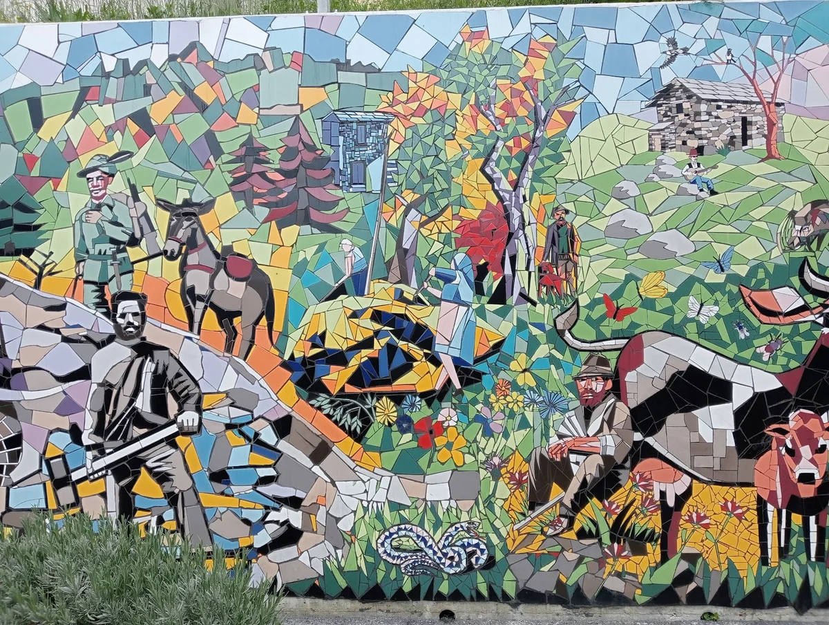 Mosaico di Caprauna in Caprauna, Tuscany - Ask AI | mindtrip