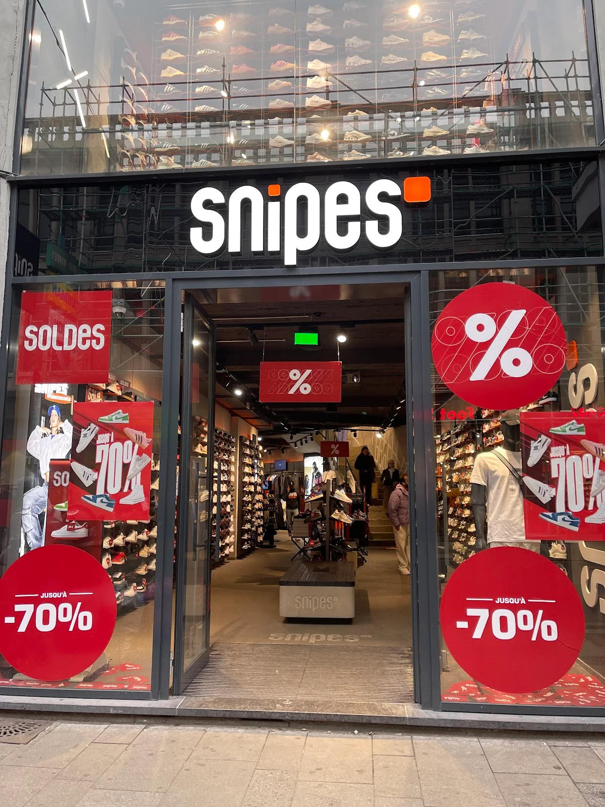 SNIPES in Ixelles, Bruxelles | What to Know Before You Go