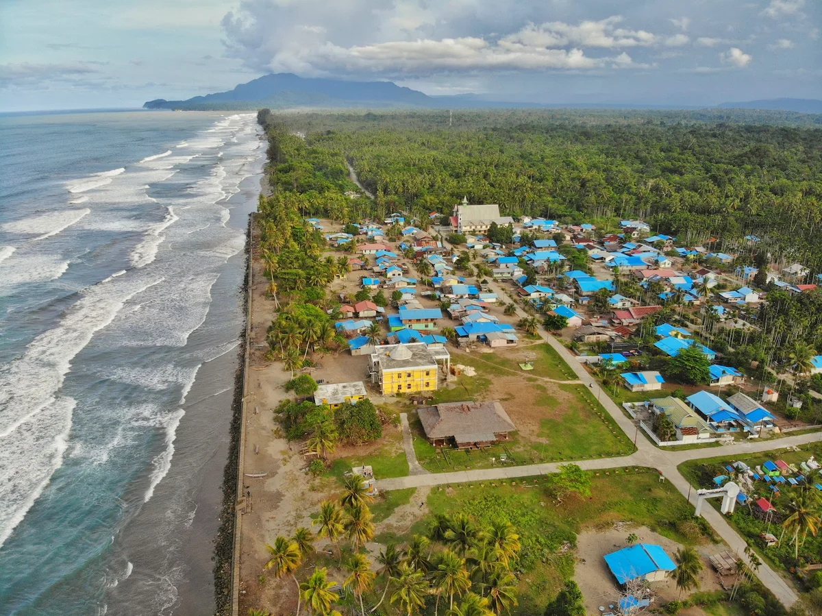 Pantai Kampung Skow Yambe in Papua - Ask AI | mindtrip