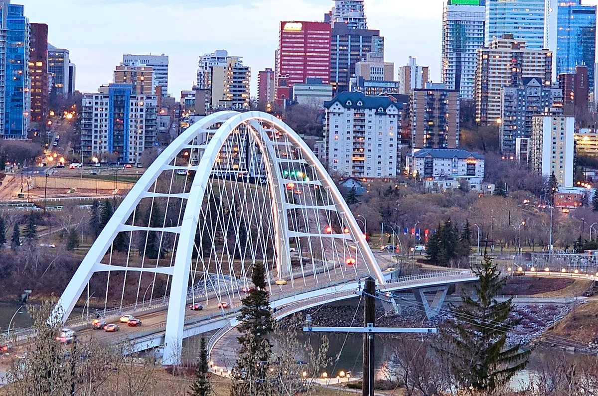 Walterdale Bridge in Edmonton, Alberta - Ask AI | mindtrip