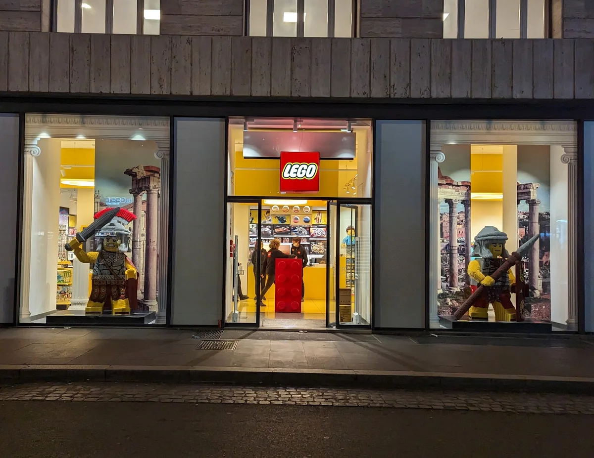 LEGO Certified Store Roma in Fiumicino, Lazio | Ask Anything