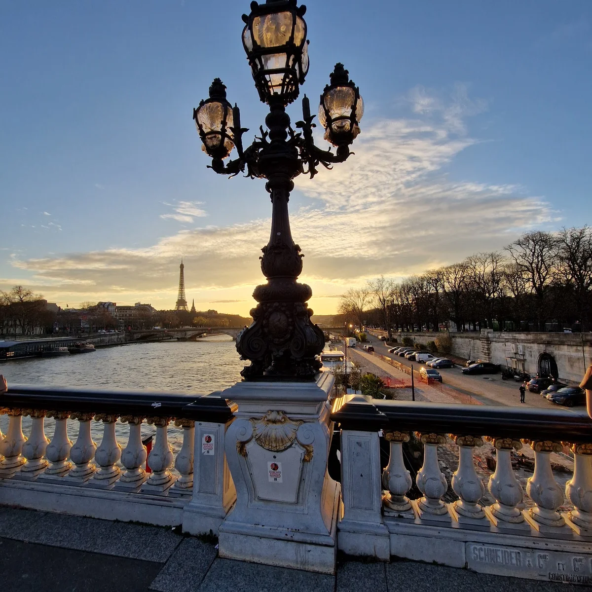 Pont Alexandre III in Paris - Ask AI | mindtrip