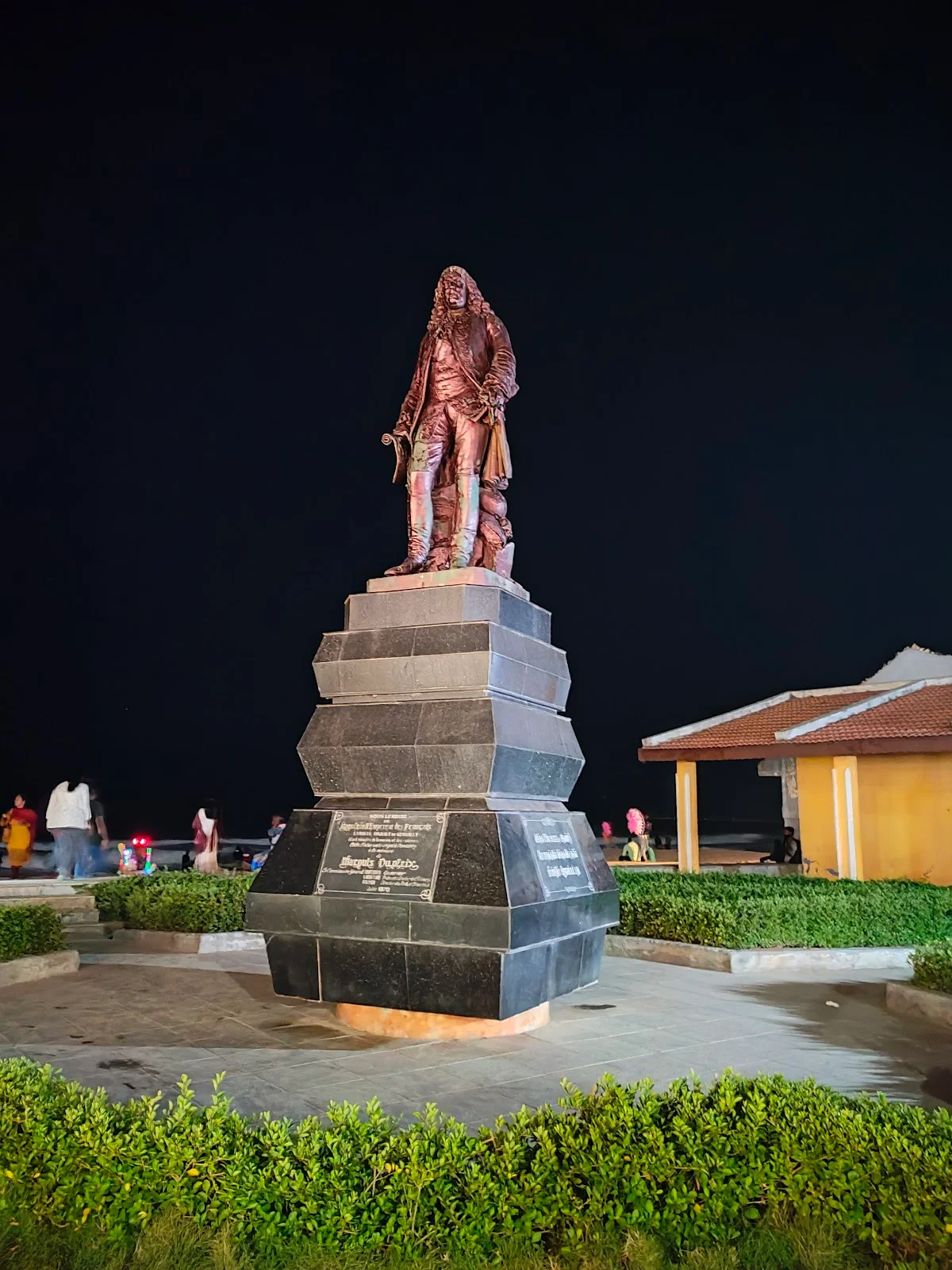 Marquis Dupleix Statue in Pondicherry - Ask AI | mindtrip