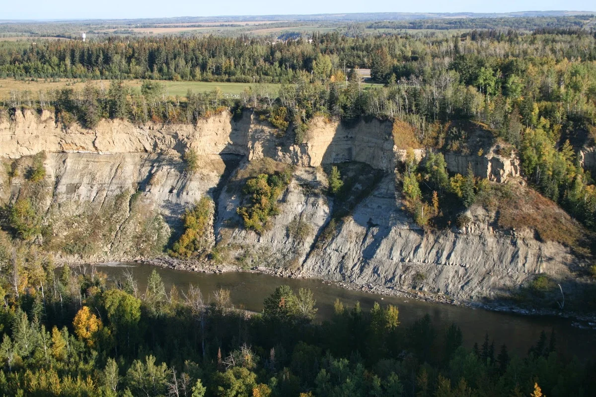 Pembina River Tubing in Entwistle, Alberta | Ask Anything