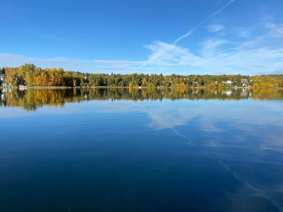 Hubbles Lake in Spring Lake, Alberta - Ask AI | mindtrip