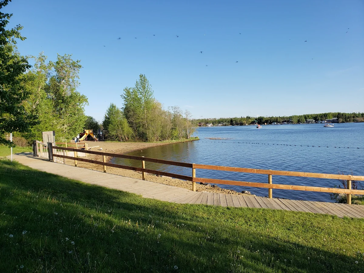 Wizard Lake in Leduc, Alberta - Ask AI | mindtrip