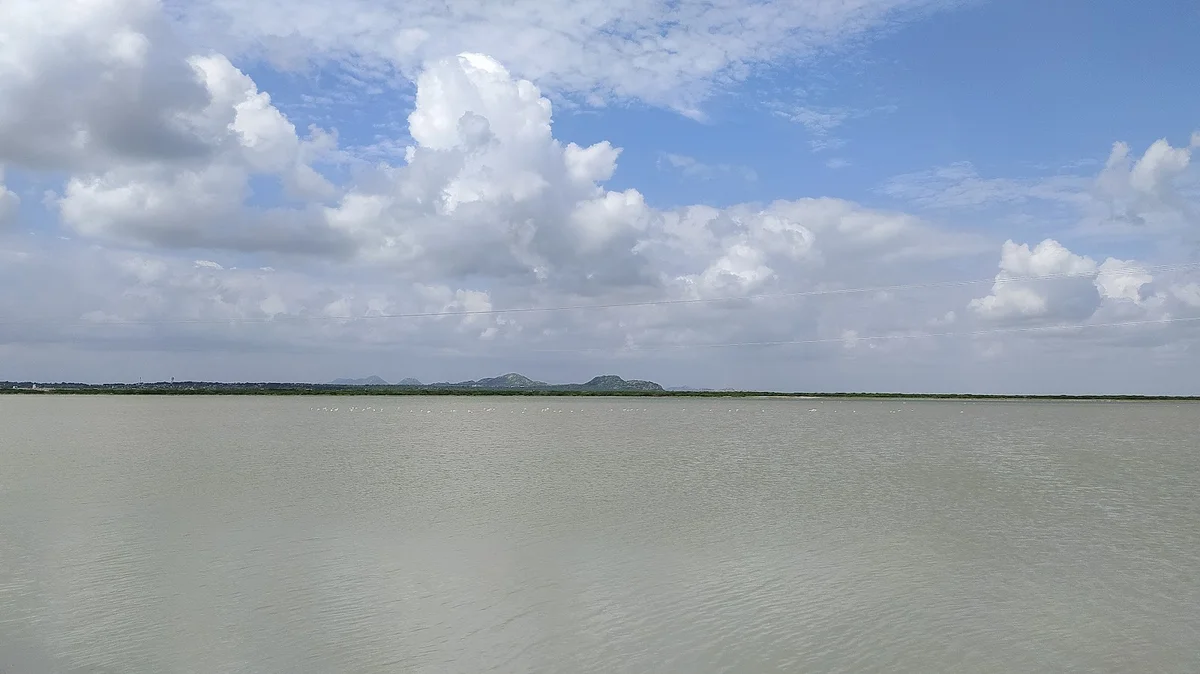 Scenic salt Lake view Nawa City in Nawa - Ask AI | mindtrip