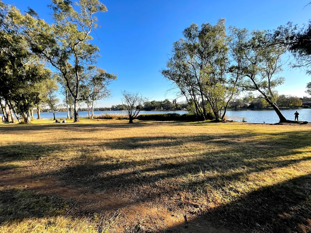 Homestead dam, Farrarmere in Benoni - Ask AI | mindtrip
