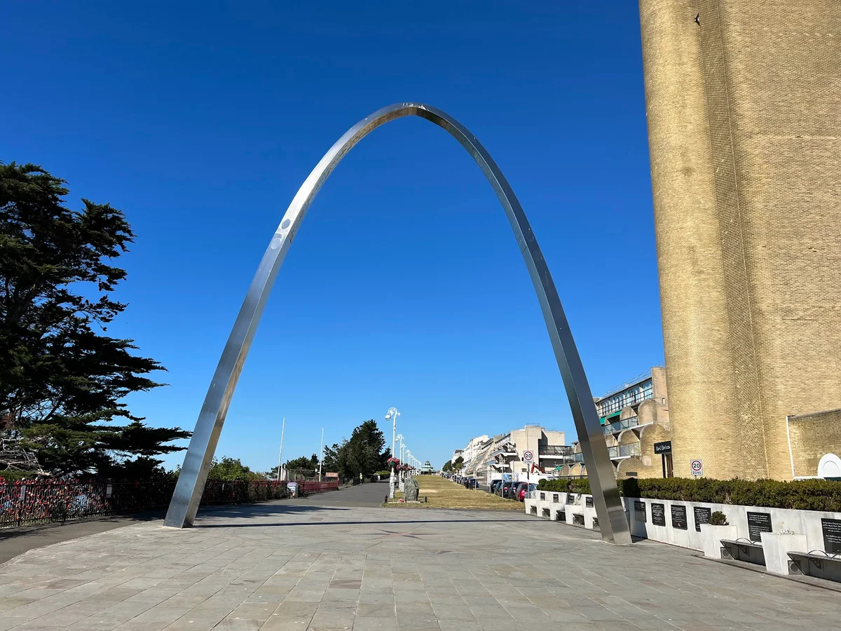 Step Short Centenary Arch | What to Know Before You Go