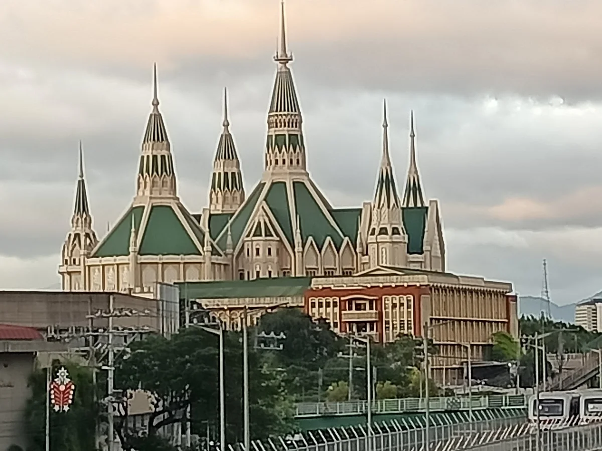 Commonwealth Ave in Quezon City | What to Know Before You Go