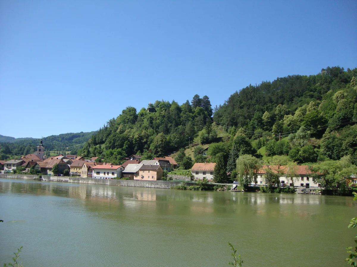 Grad Radeče (ostanki, razvalina) in Radece | Ask Anything