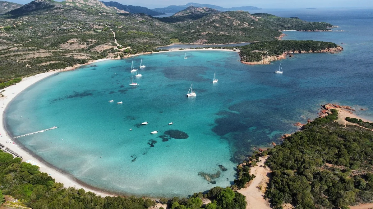 Beach Rondinara in Bonifacio, Corsica - Ask AI | mindtrip