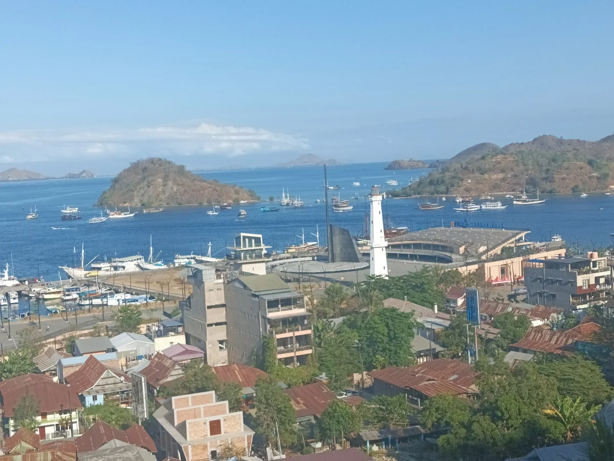 Labuan Bajo Waterfront Marina area - Ask AI | mindtrip