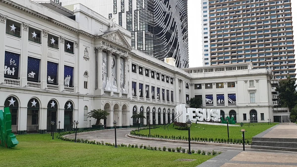 De La Salle University Manila | What to Know Before You Go
