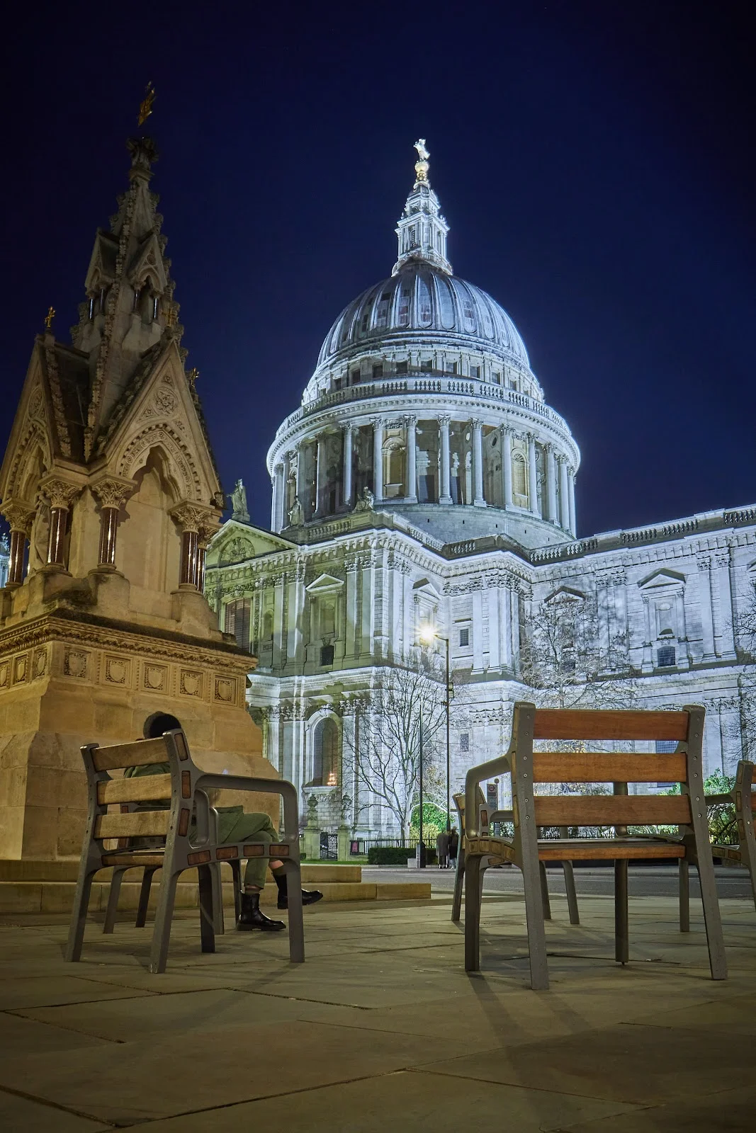 St. Paul's Cathedral Viewpoint in London | Ask Anything