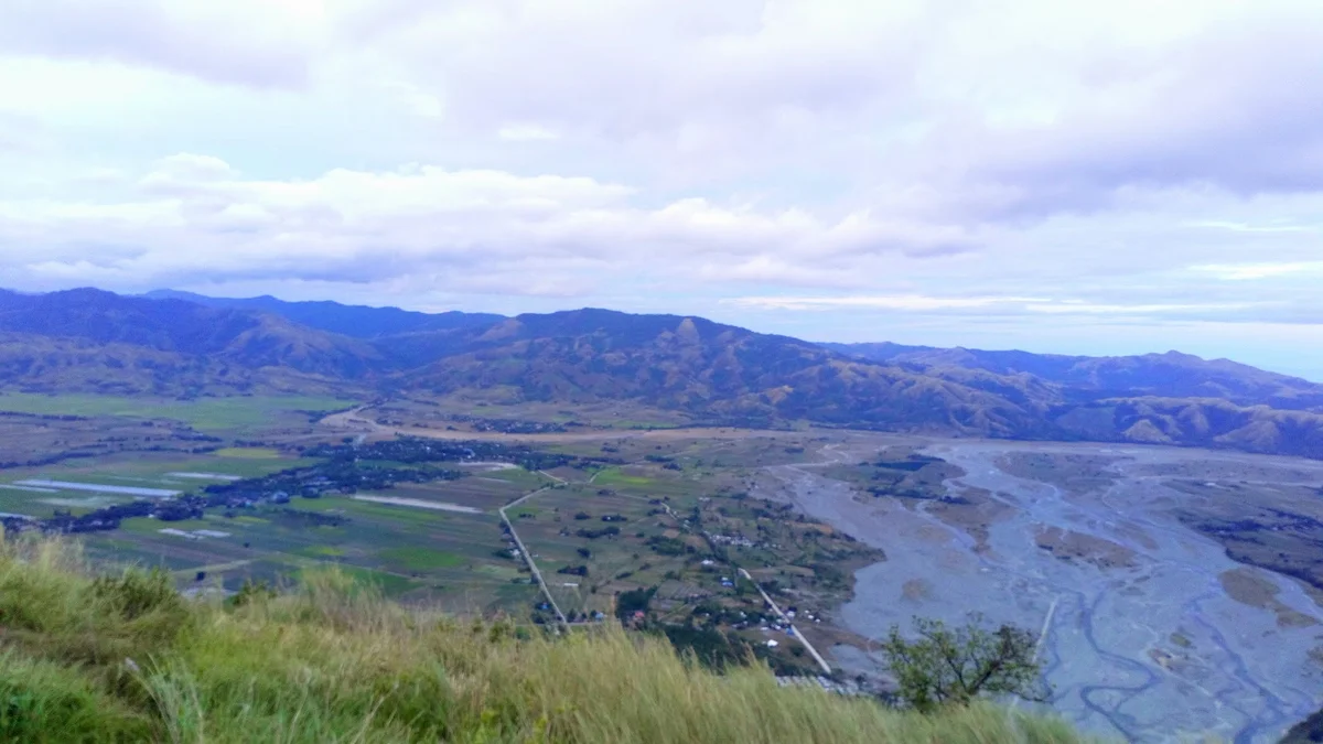 Mount Mapait in Palayan City | What to Know Before You Go