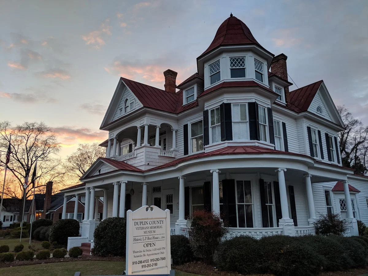 Duplin County Veterans Museum in Warsaw - Ask AI | mindtrip