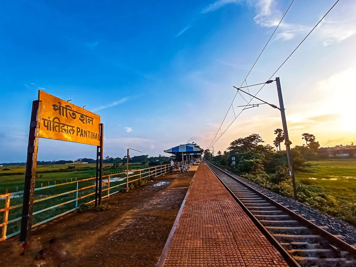 Pantihal Railway Station in Panchla | Ask Anything