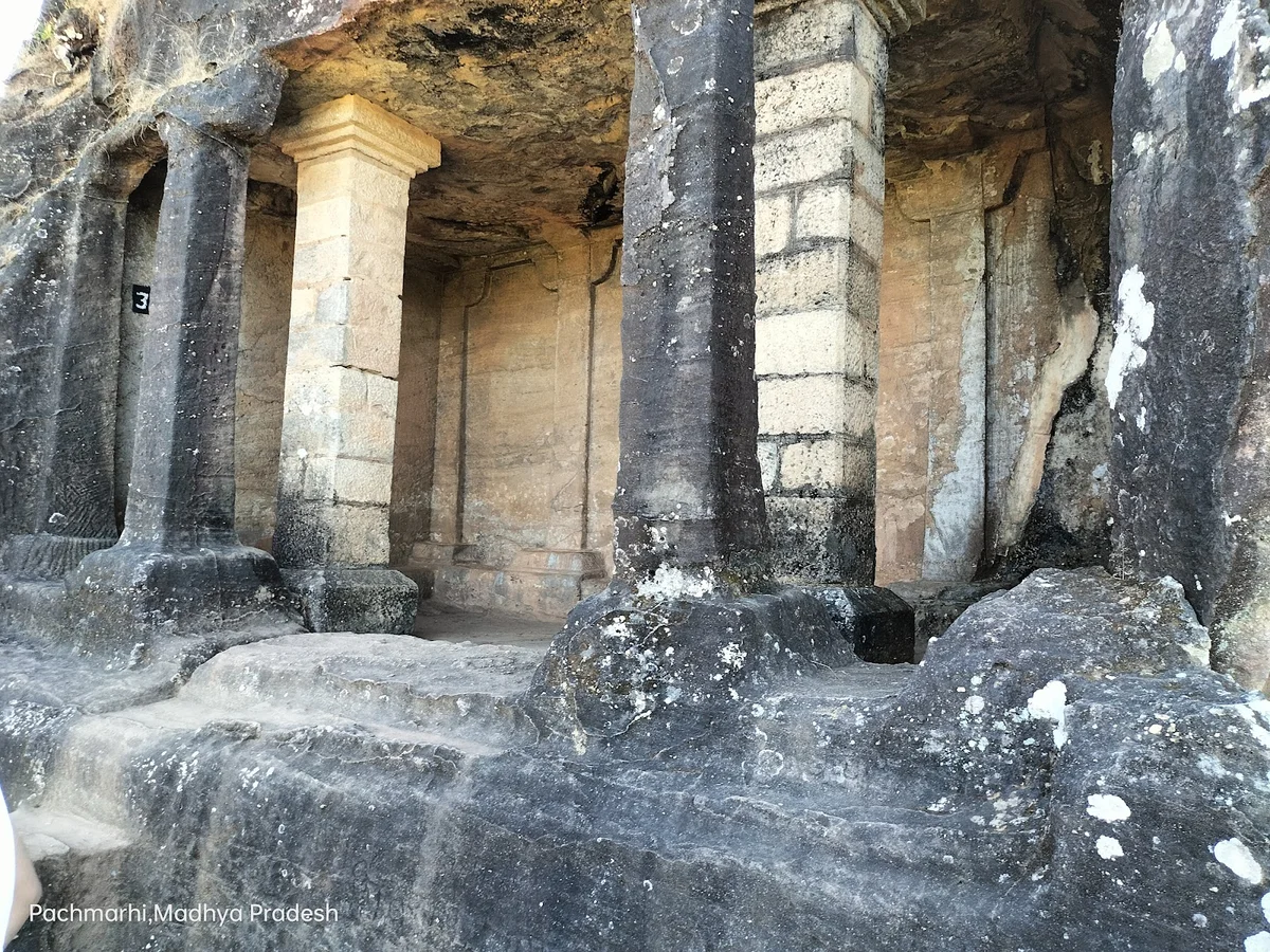 Pandav Caves in Pachmarhi | What to Know Before You Go