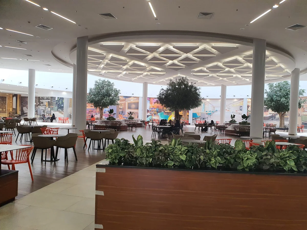 Dana Mall in Yanbu, Al Madinah Province - Ask AI | mindtrip