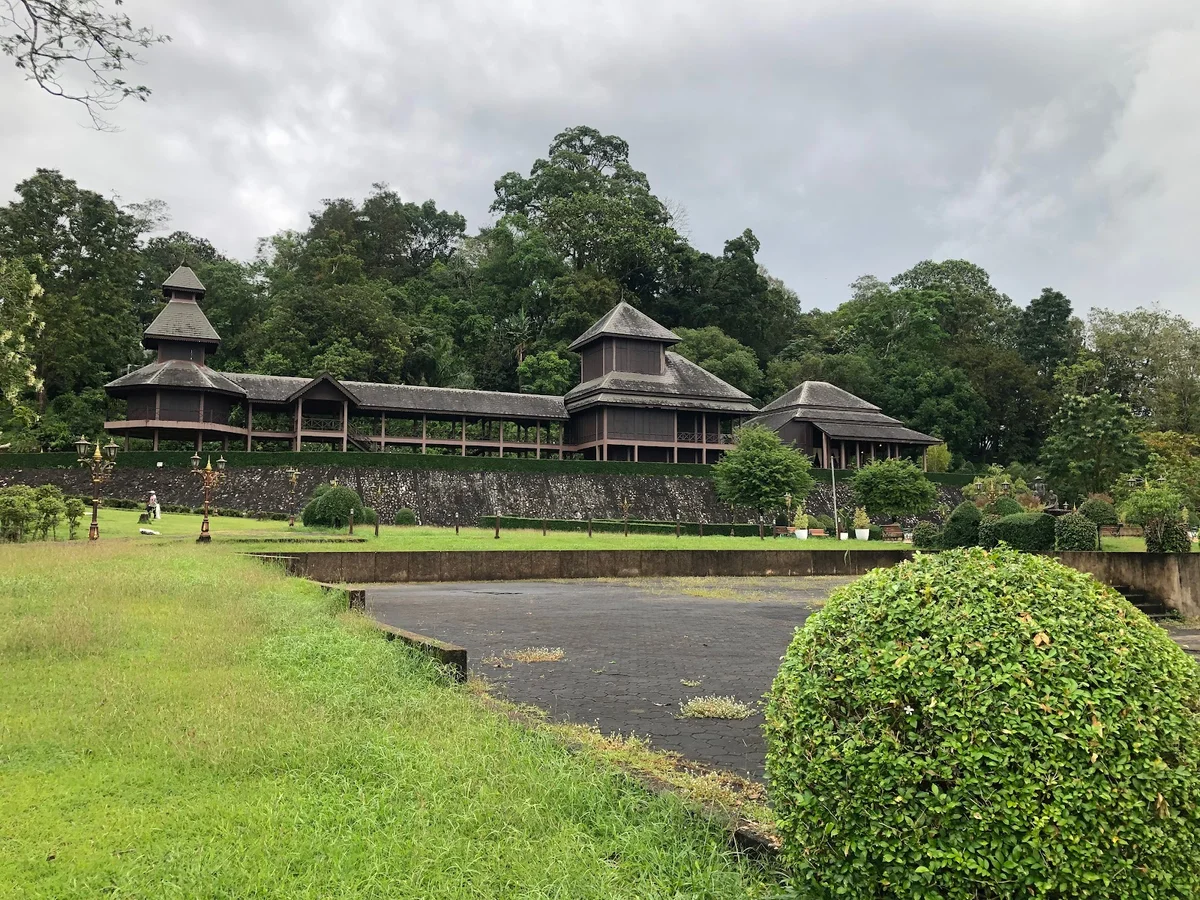 Rattana Rangsarn Palace | What to Know Before You Go