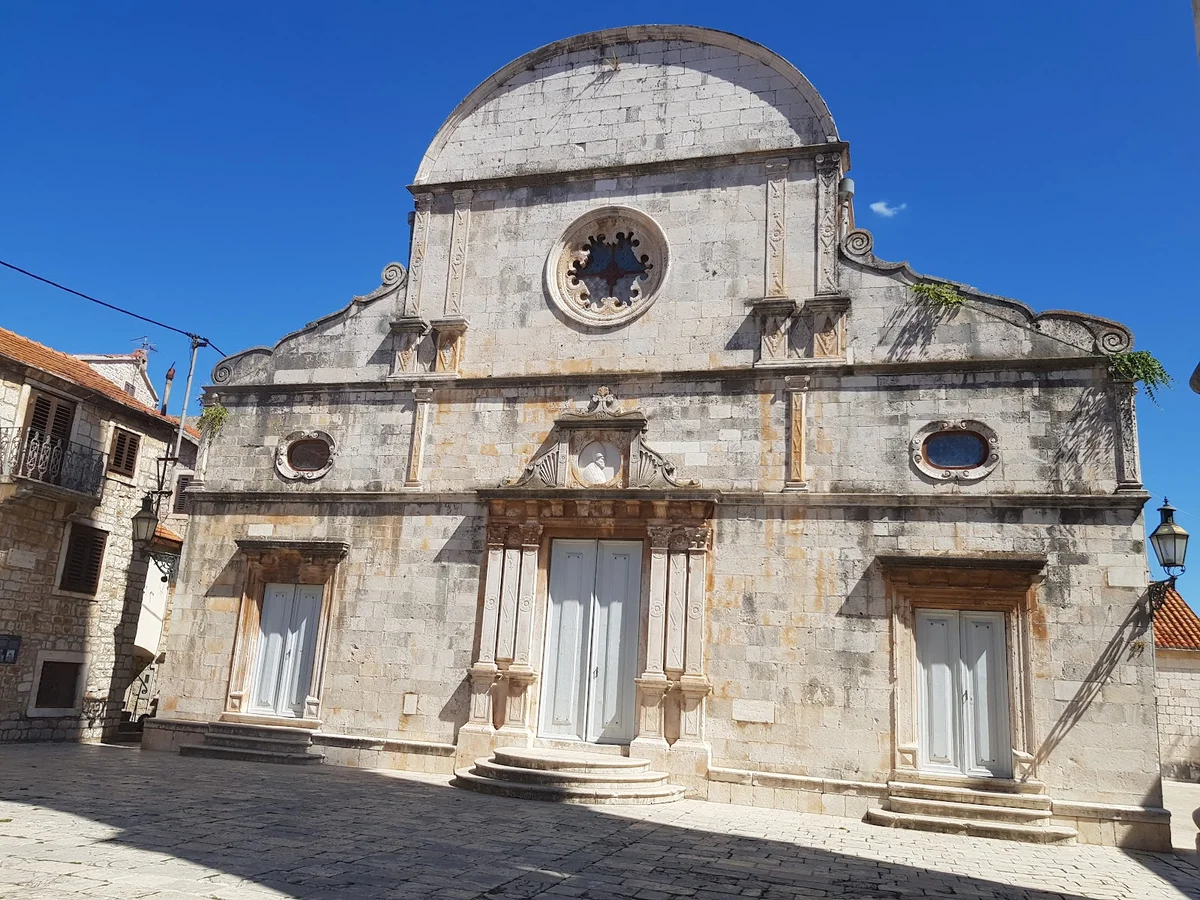 Church of St. Roch | What to Know Before You Go