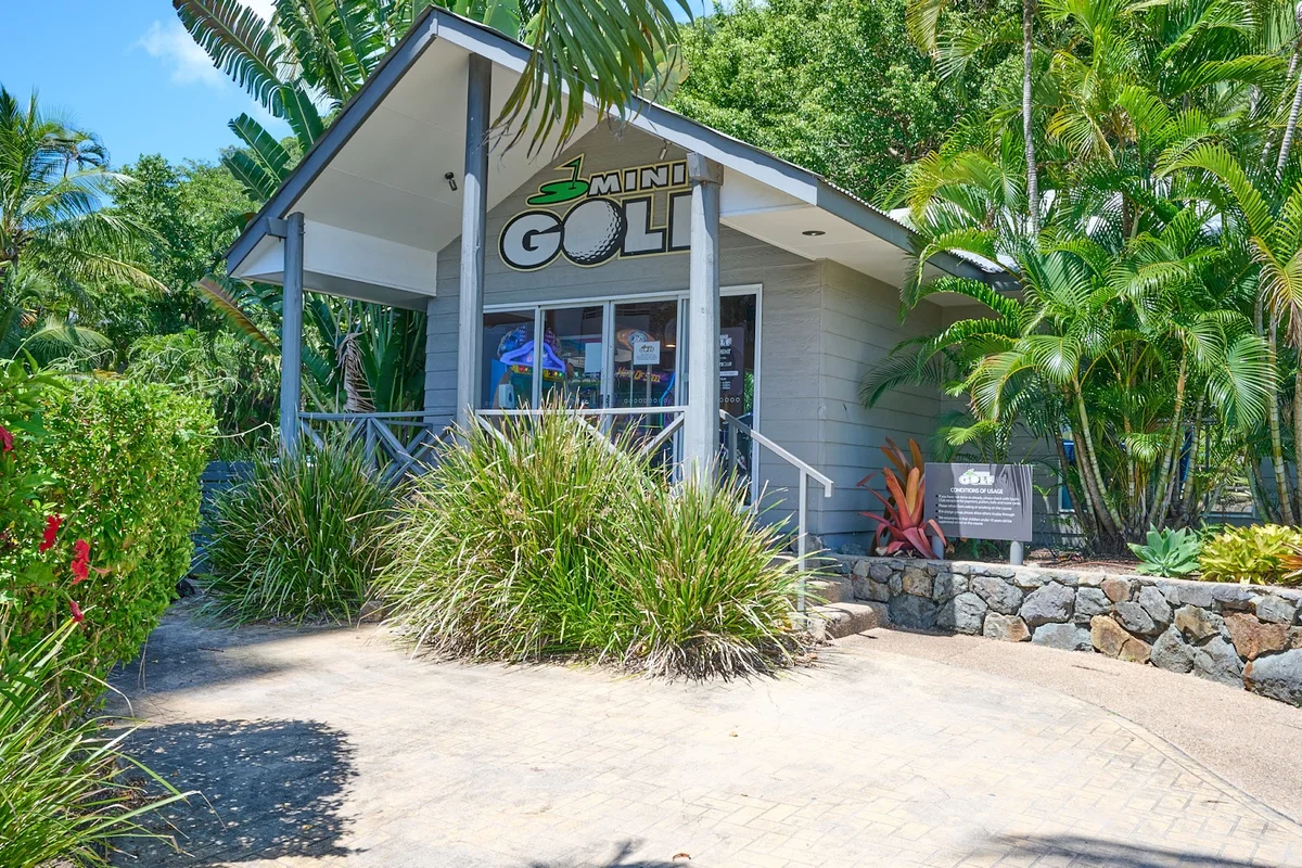 Hamilton Island Minigolf (Part of Sports Club)