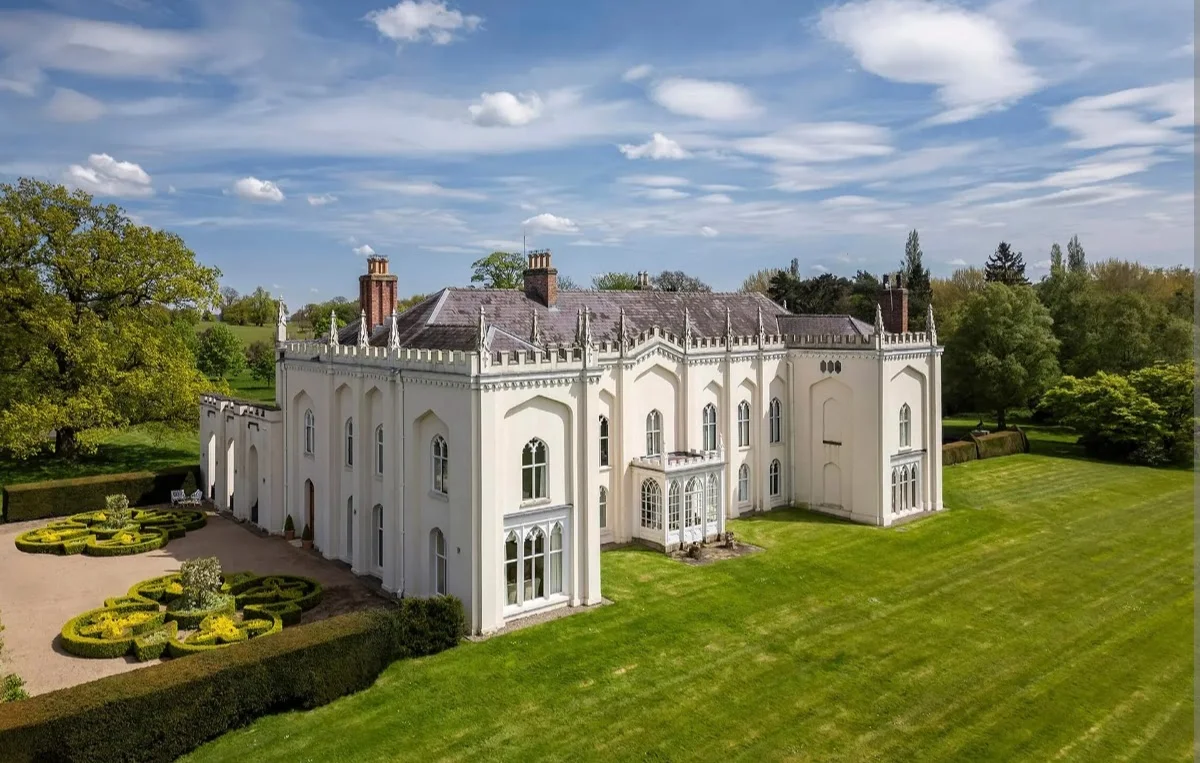 Combermere Abbey in Whitchurch, England - Ask AI | mindtrip
