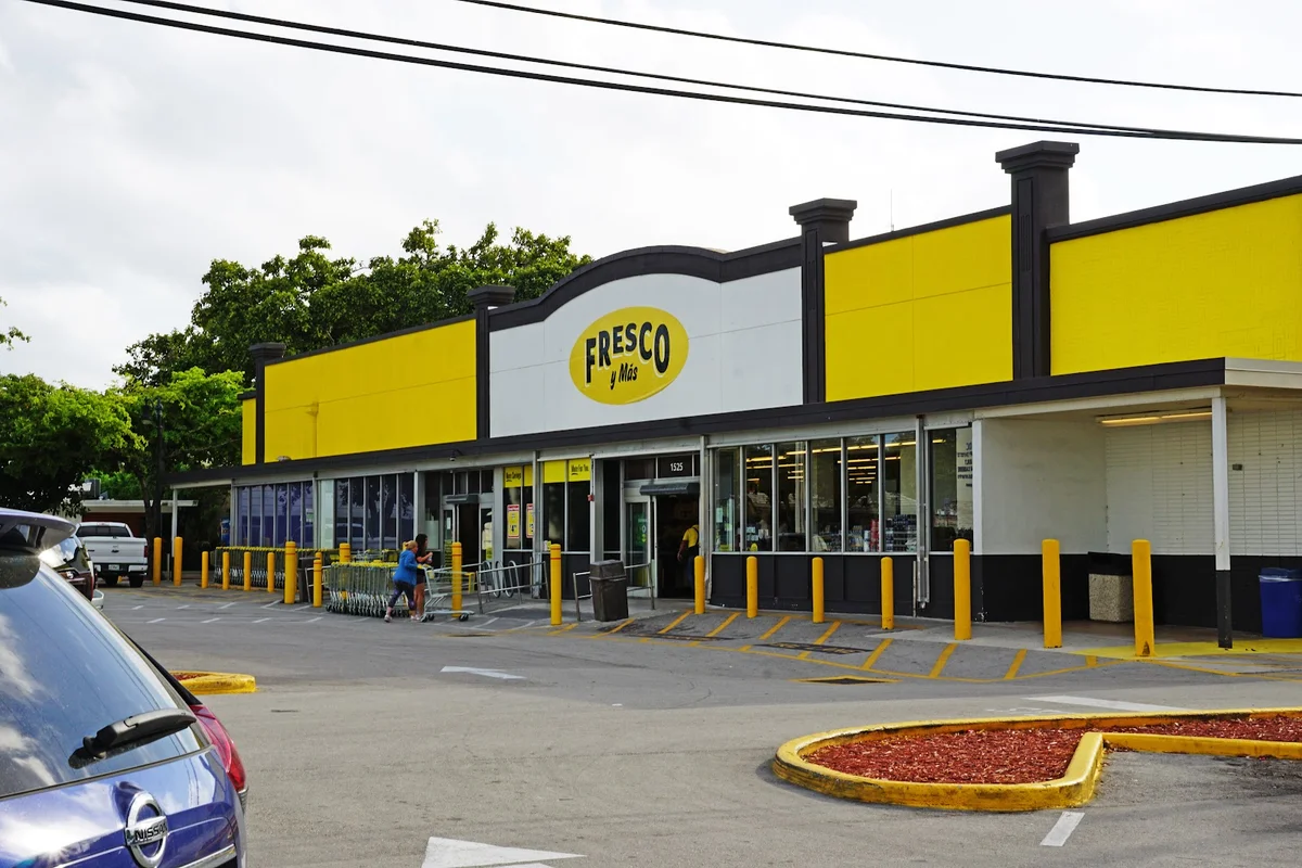 Fresco y Más in Miami, Florida | What to Know Before You Go