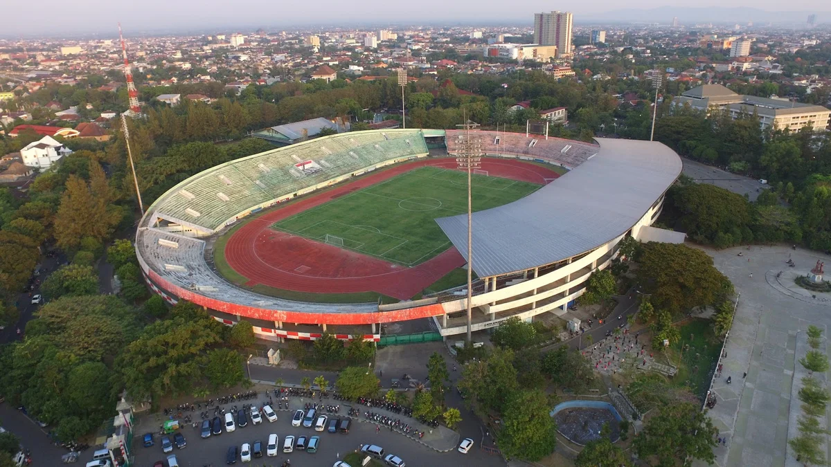 Stadion Manahan in Solo, Jawa Tengah - Ask AI | mindtrip