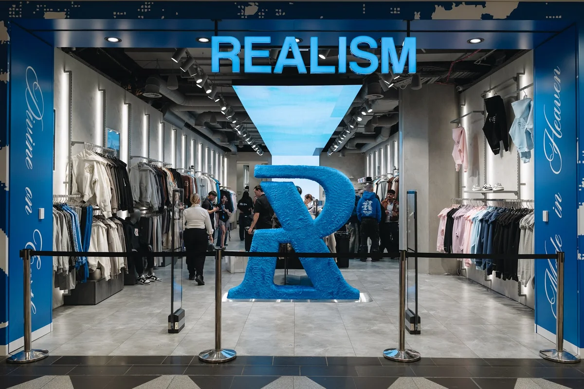 Realism in Melbourne, Victoria - Ask AI | mindtrip