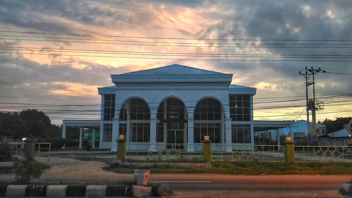 Gedung ICHSAN Center in Maleo, Gorontalo - Ask AI | mindtrip