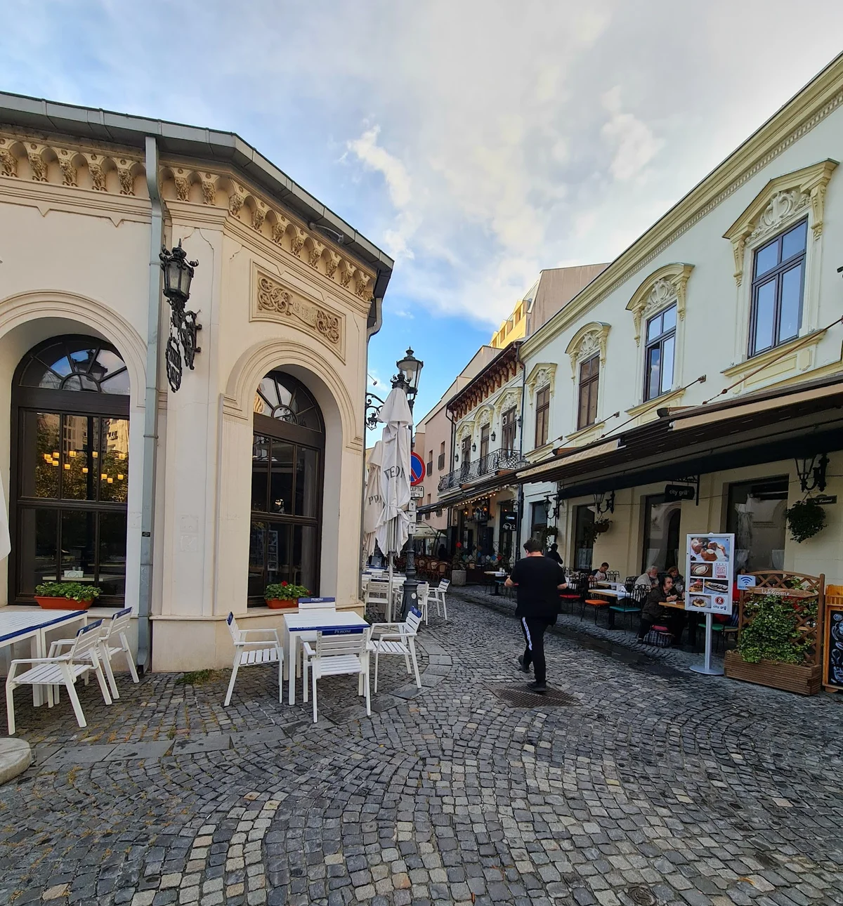 Strada Covaci in Bucharest, București | Ask Anything