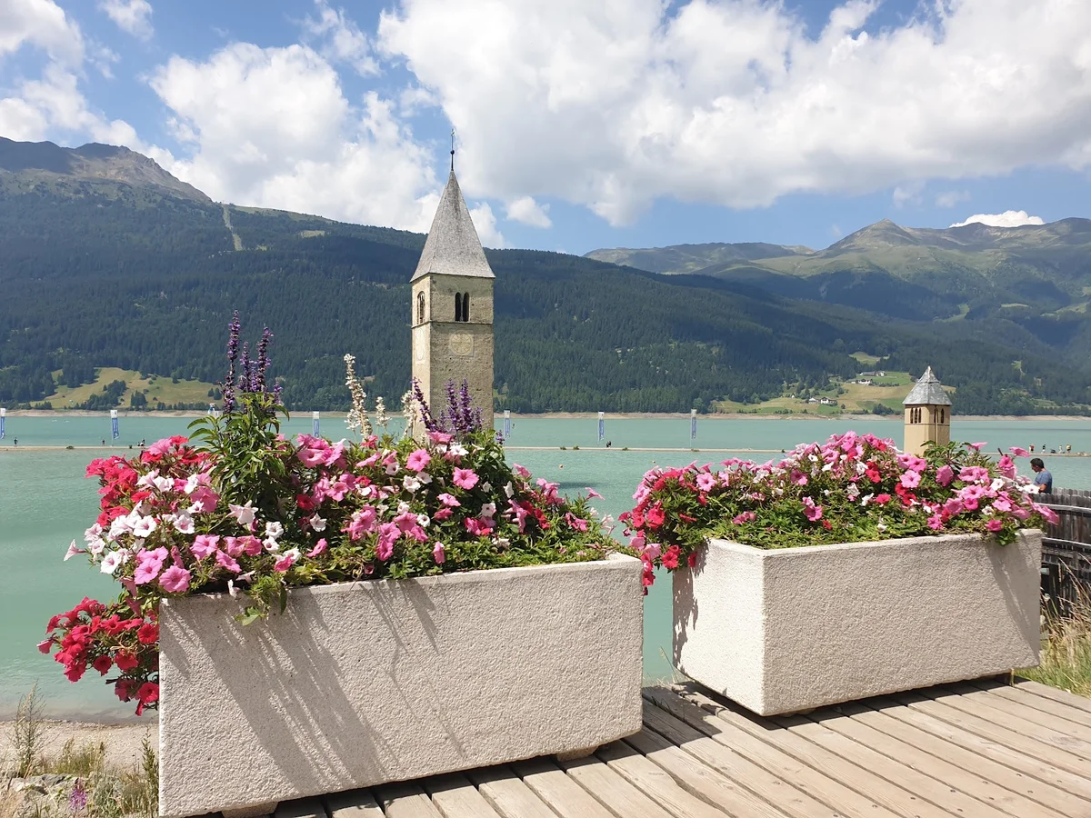 Lago di Resia in Curon Venosta | What to Know Before You Go