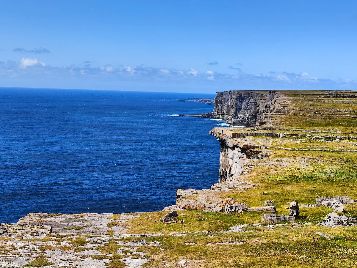 Dún Aonghasa Visitor Centre in Kilmurvey - Ask AI | mindtrip