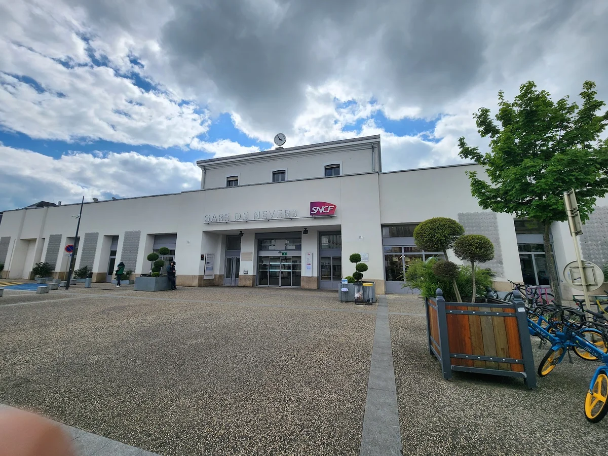 Gare de Nevers in Nevers | Ask Anything