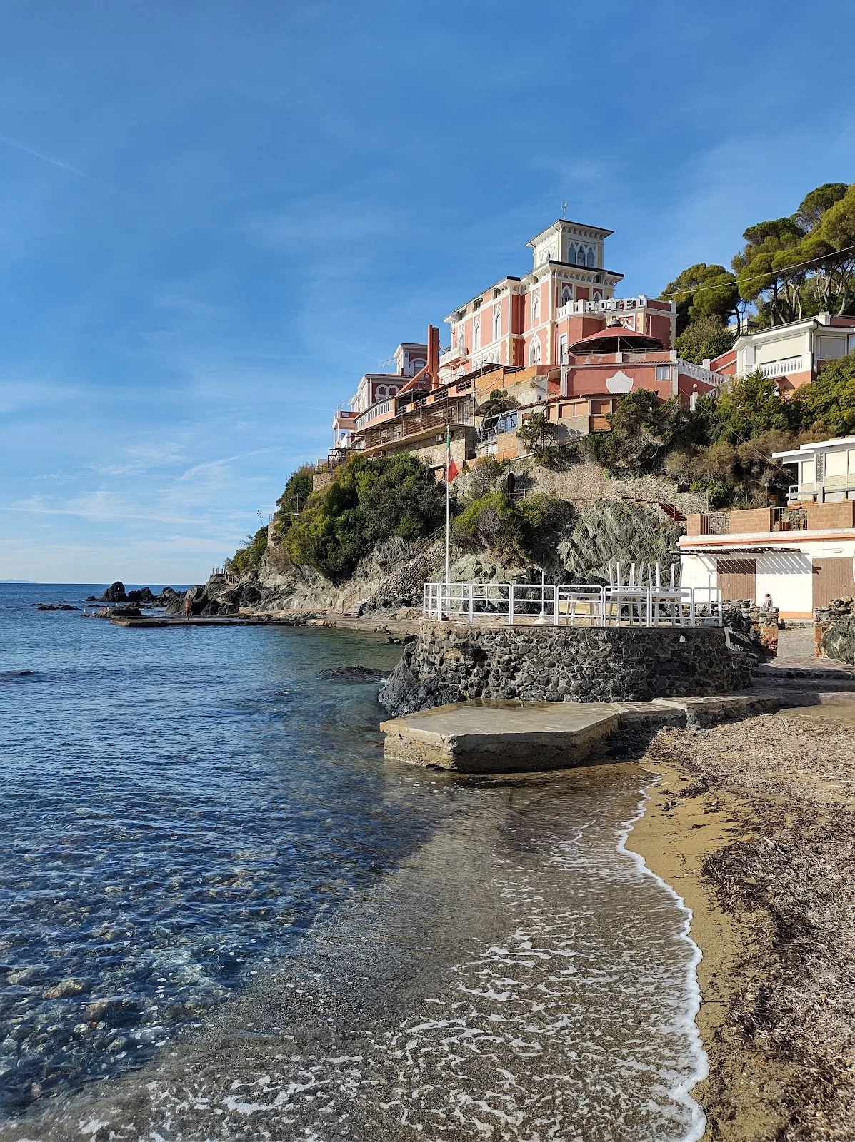 Moletto in Castiglioncello, Tuscany | Ask Anything