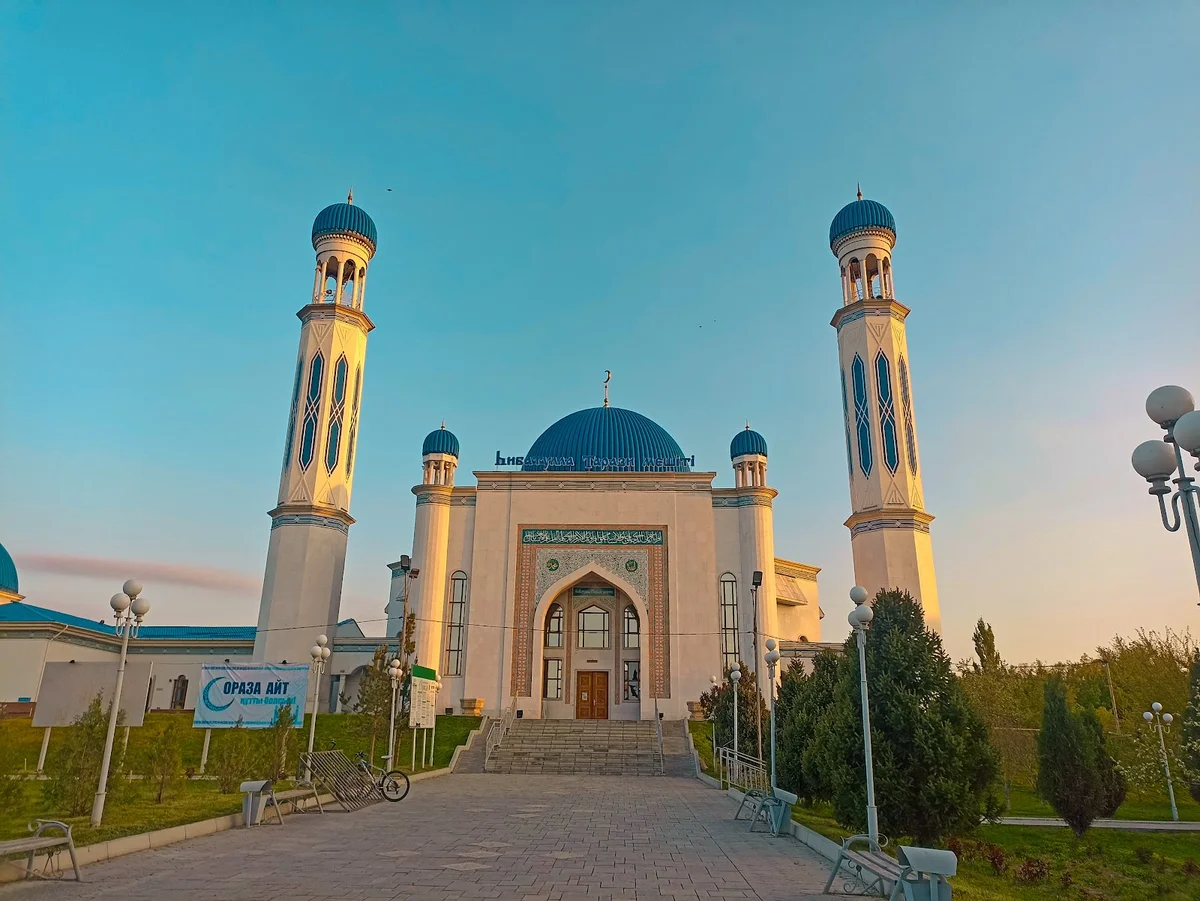Central Mosque in Taraz, Jambıl oblısı - Ask AI | mindtrip