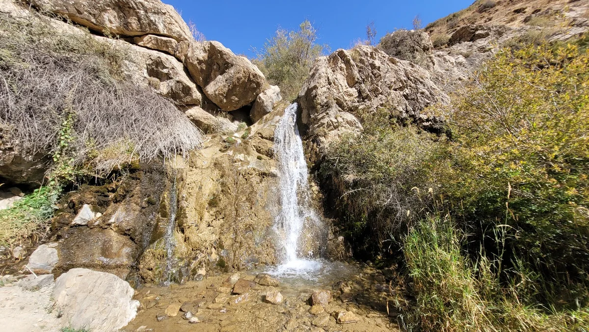 Valian Waterfall in Taleqan - Ask AI | mindtrip